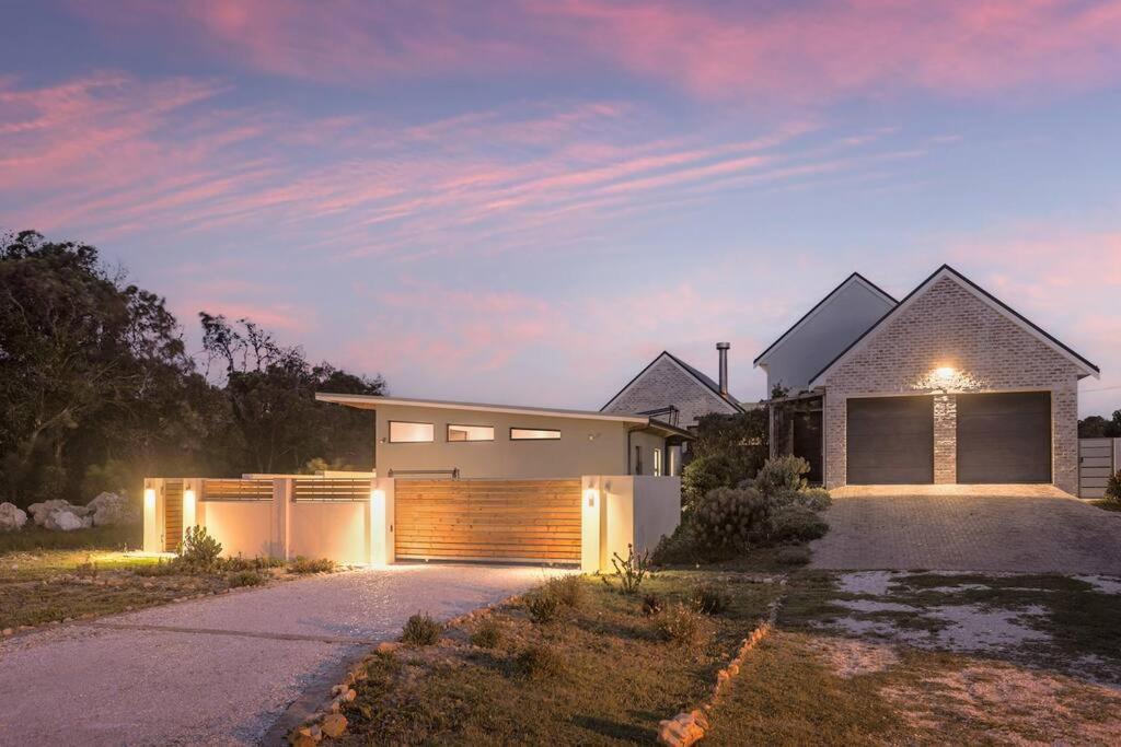 Mountain And Sea Cottage Hermanus Exteriör bild